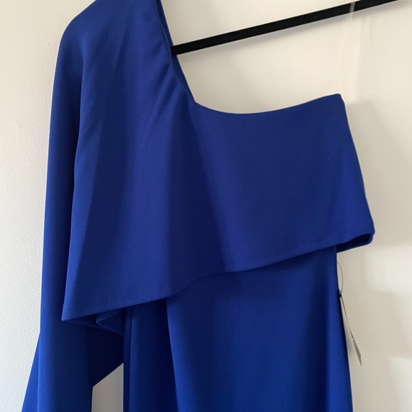 BRAND NEW 🏷 One Shoulder Midi Dress - Picture 3 of 4